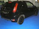 schräge Seitenansicht Ford Fiesta Black Magic
