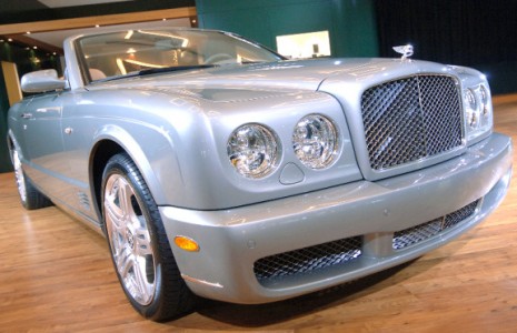 Britisches Edelmetall: Bentley Azure T ©UnitedPictures